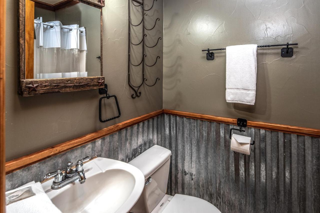 Apache Village 5, Queen Bed, Midtown, Sleeps 2 Ruidoso Exterior foto